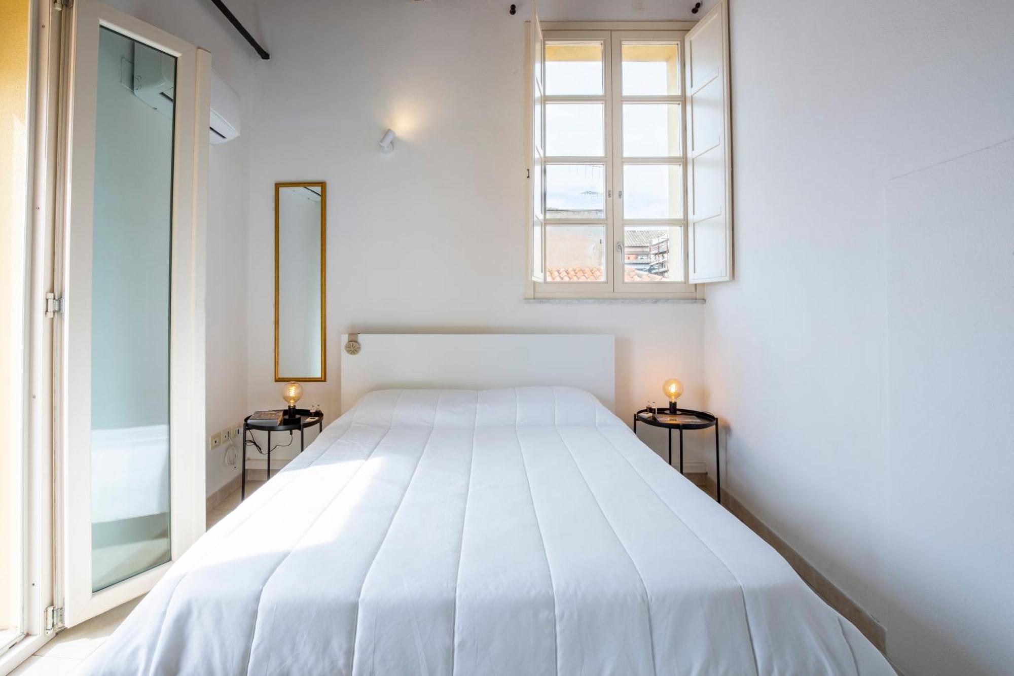 Penthouse With Terrace In Historic Centre Cagliari