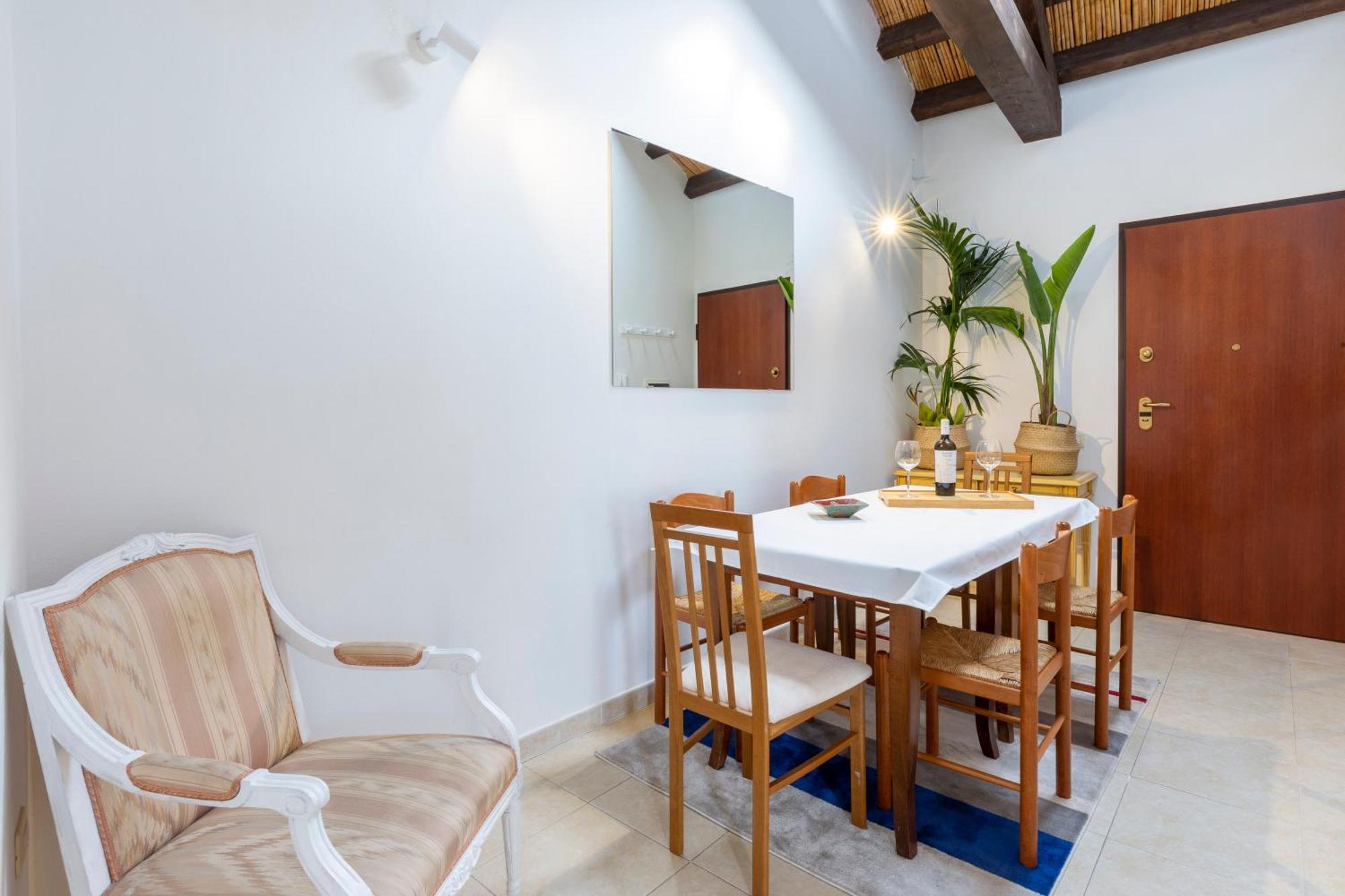 Penthouse With Terrace In Historic Centre Appartement Cagliari
