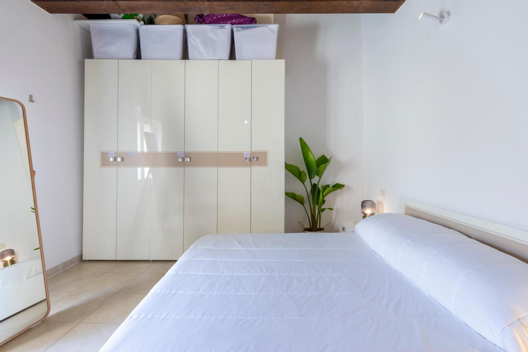 Penthouse With Terrace In Historic Centre