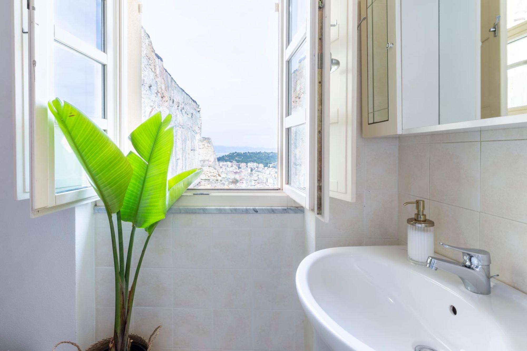 Appartement Penthouse With Terrace In Historic Centre